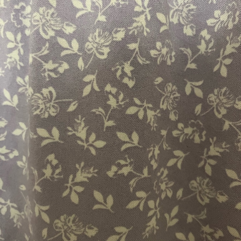 Light purple floral skirt - Picture 4 of 4